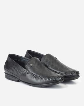 slip-on loafers with logo metal accent