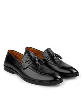 slip-on mocassins with tassels