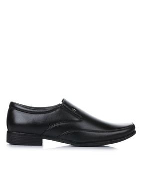 slip-on round-toe formal shoes