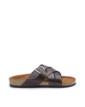 slip-on sandals with buckle fastening