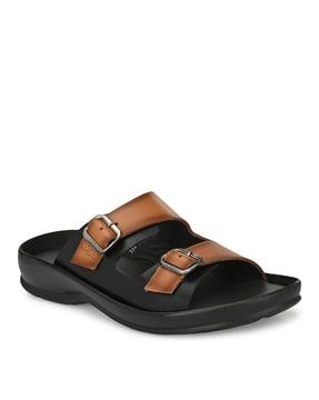 slip-on sandals with buckle fastening