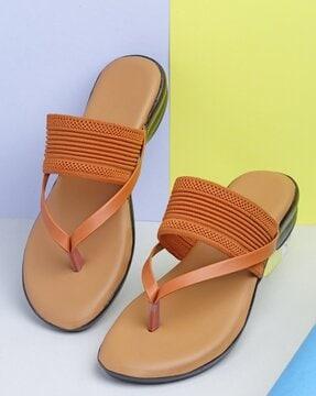 slip-on sandals with open toes shape