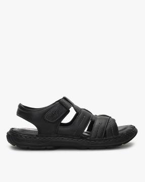 slip-on sandals with velcro fastening