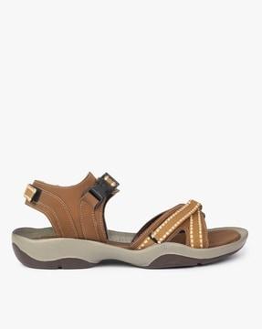 slip-on sandals with velcro fastening