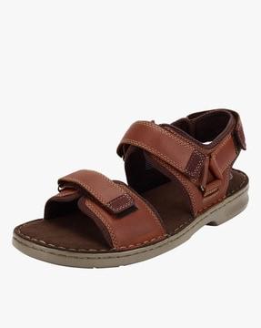 slip-on sandals with velcro fastening