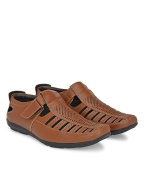 slip-on sandals with velcro fastening