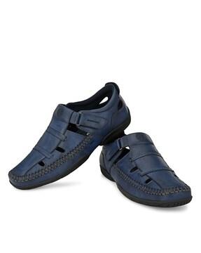 slip-on sandals with velcro fastening