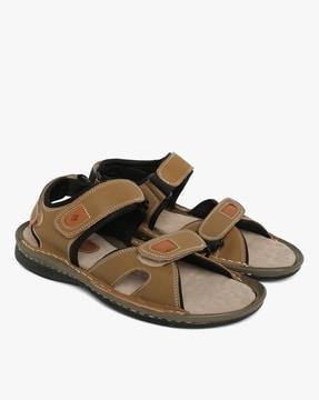 slip-on sandals with velcro fastening