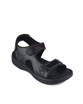 slip-on sandals with velcro fastening