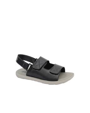 slip-on sandals with velcro fastening