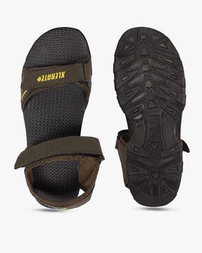 slip-on sandals with velcro fastening