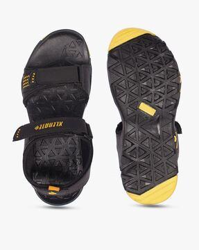 slip-on sandals with velcro fastening