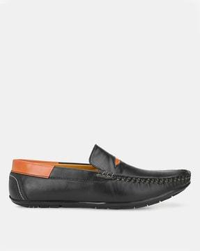 slip-on shoes with braided detail