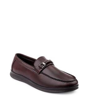 slip-on shoes with pu upper