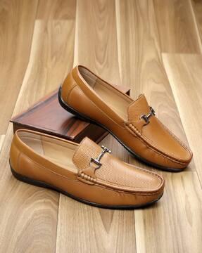 slip-on shoes with pu upper