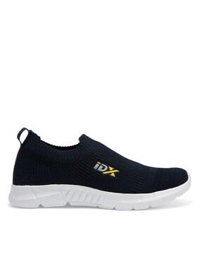 slip-on sports shoes