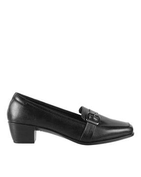 slip-on square-toe heeled shoes