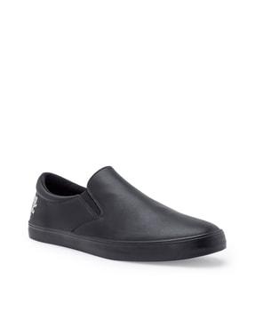 slip-on style round-toe sneakers