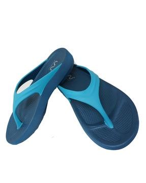 slip-on thong-strap flip-flops