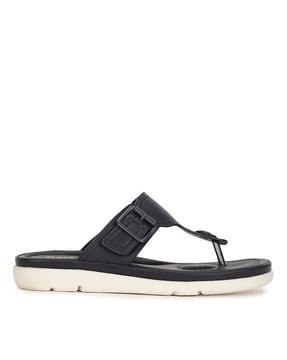 slip-on thong strap sandals