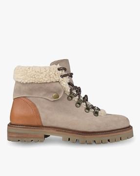 sm-1363 taupe lace-up booties