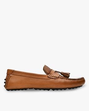 sm-1535 leather tasseled loafers