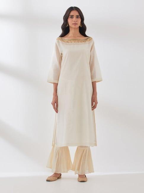 smriti gupta pesas off white kurta set