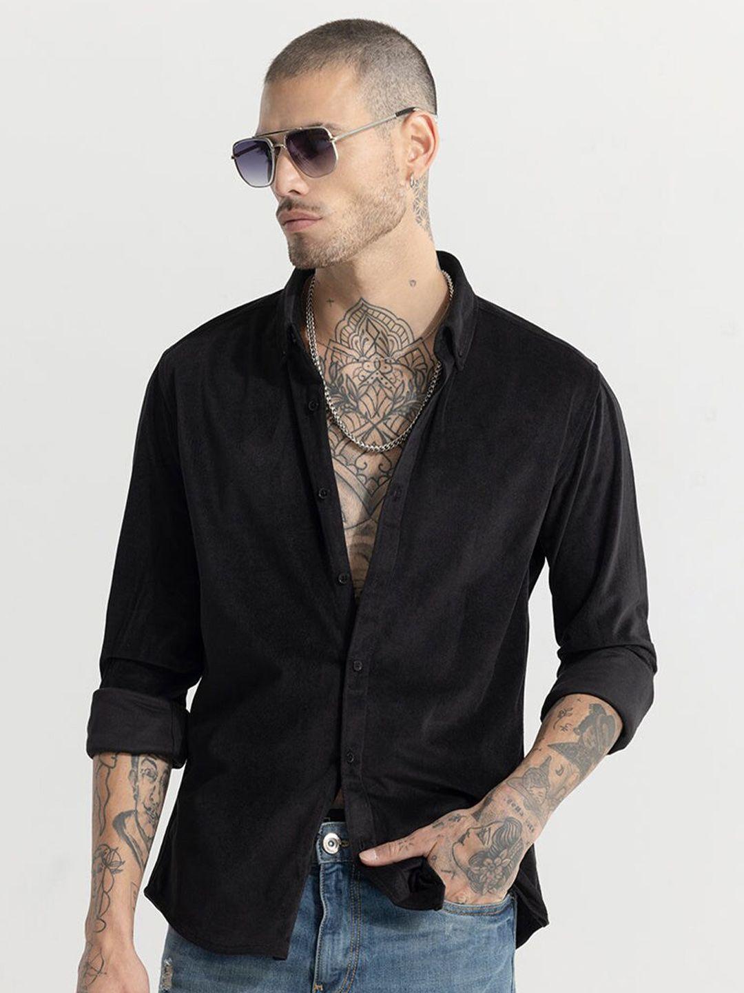 snitch black classic slim fit button-down collar casual shirt