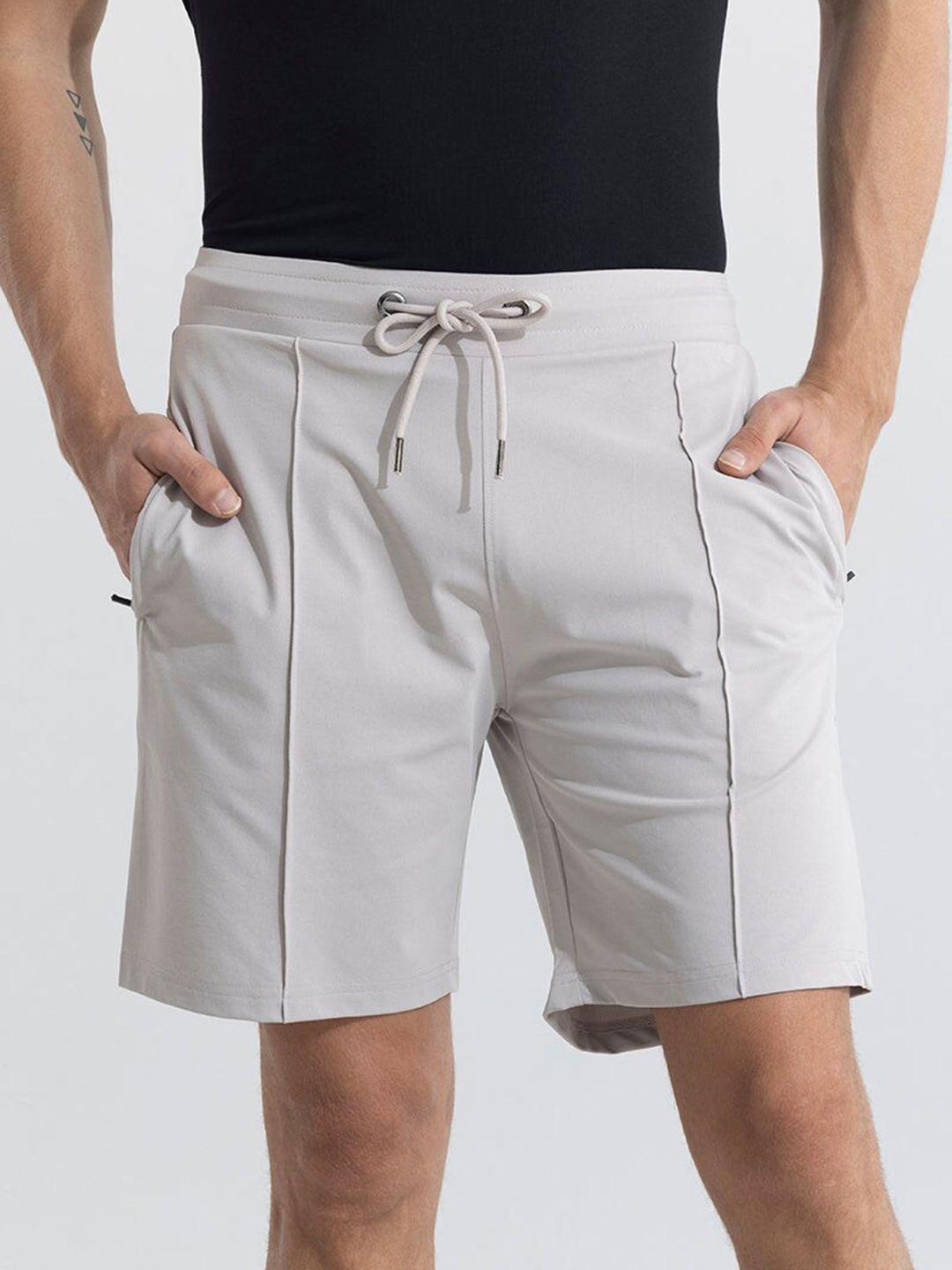 snitch men regular fit mid rise cotton shorts