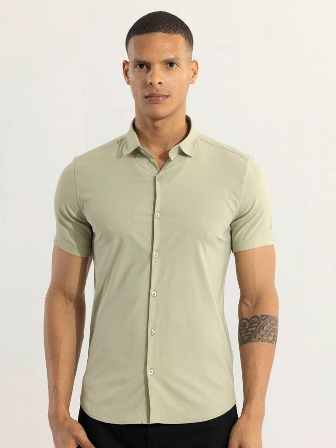 snitch green classic fit cotton casual shirt