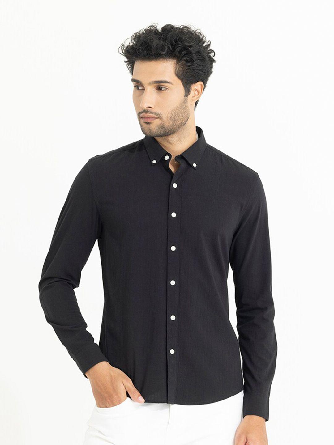 snitch men black classic slim fit opaque casual shirt