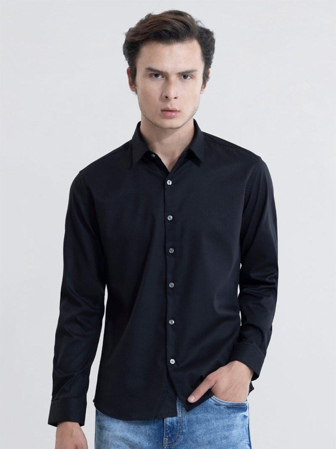 snitch men black classic slim fit opaque casual shirt