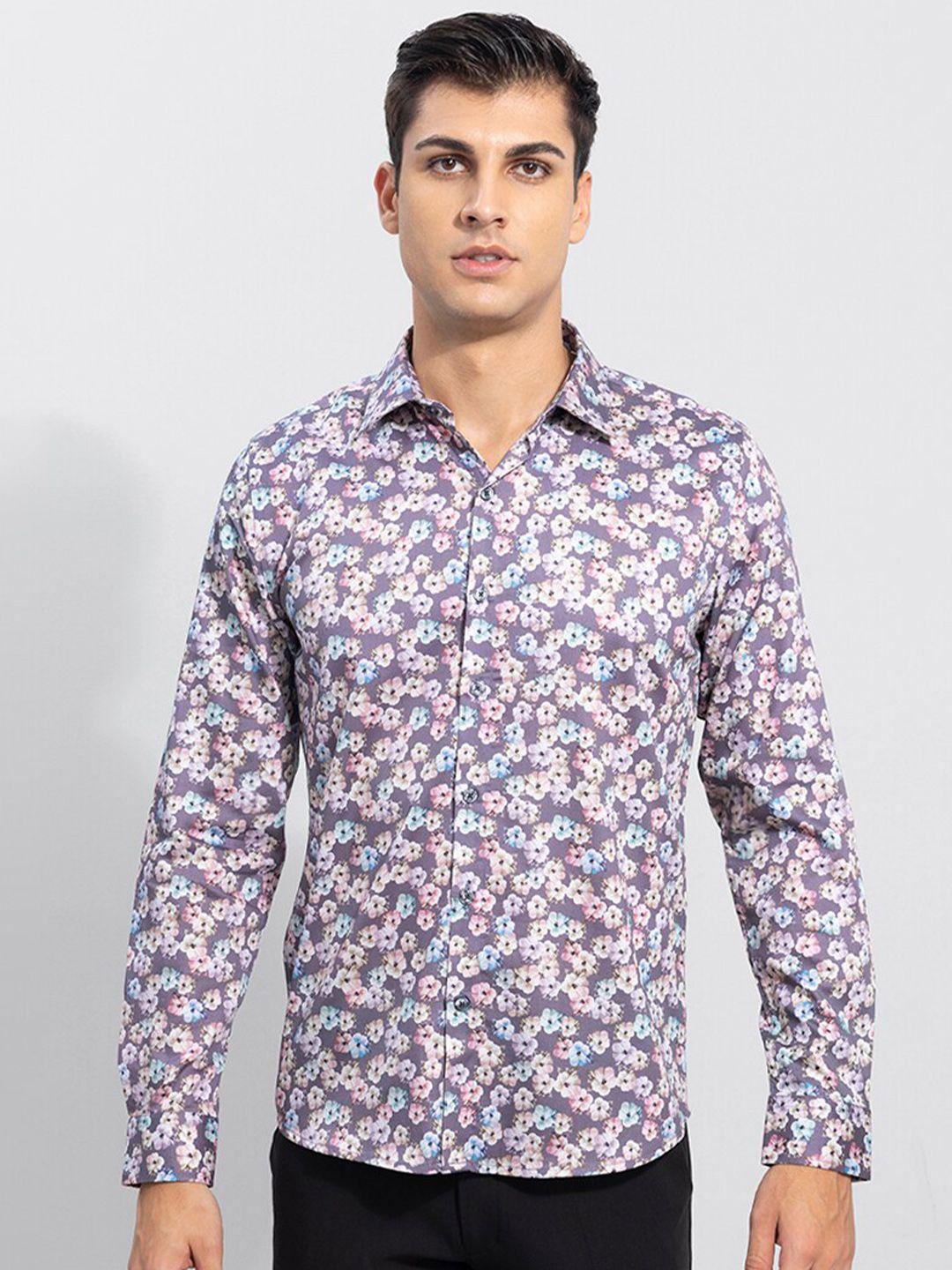snitch men mauve slim fit floral printed cotton casual shirt