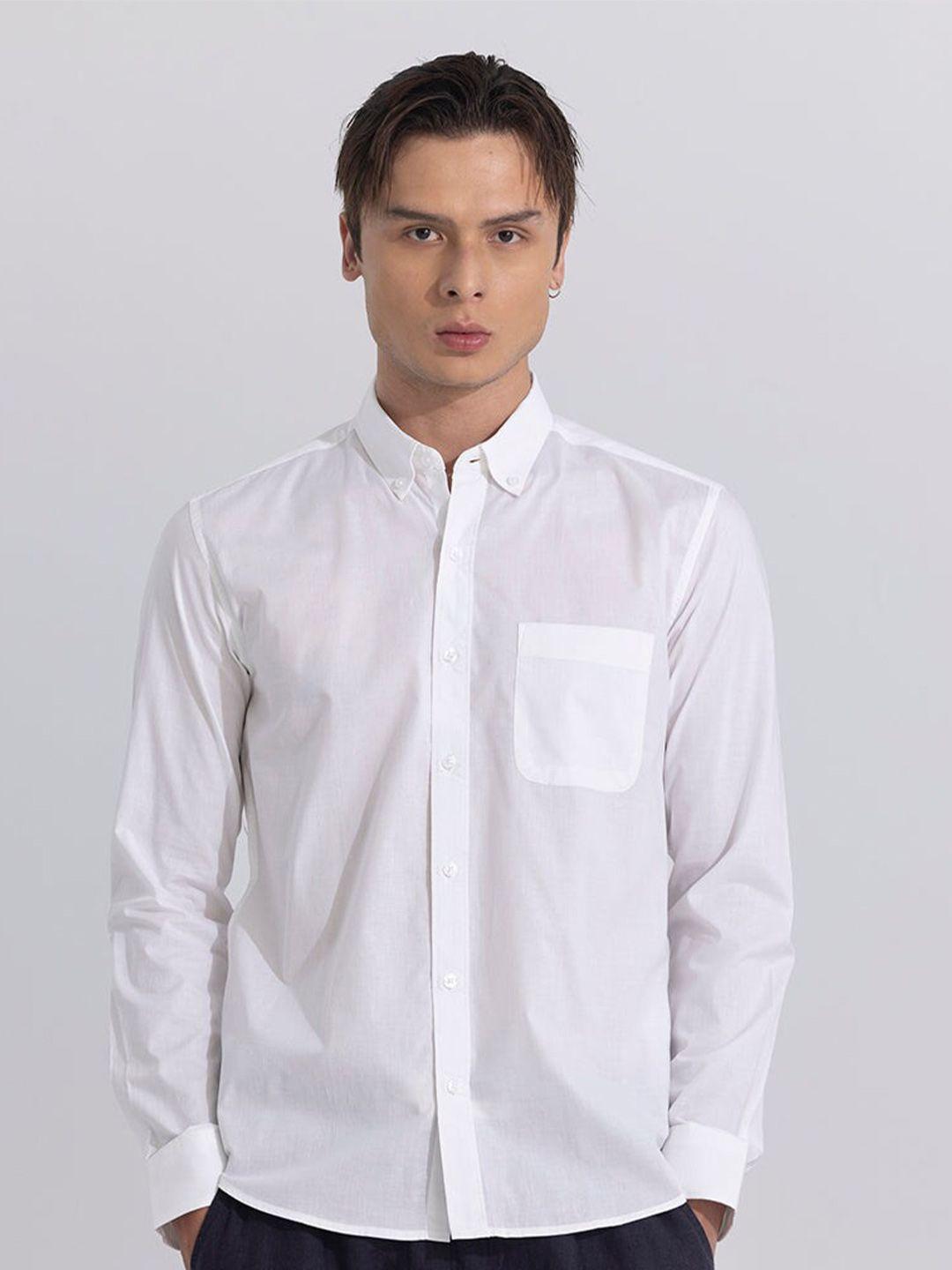 snitch men white classic slim fit opaque casual shirt