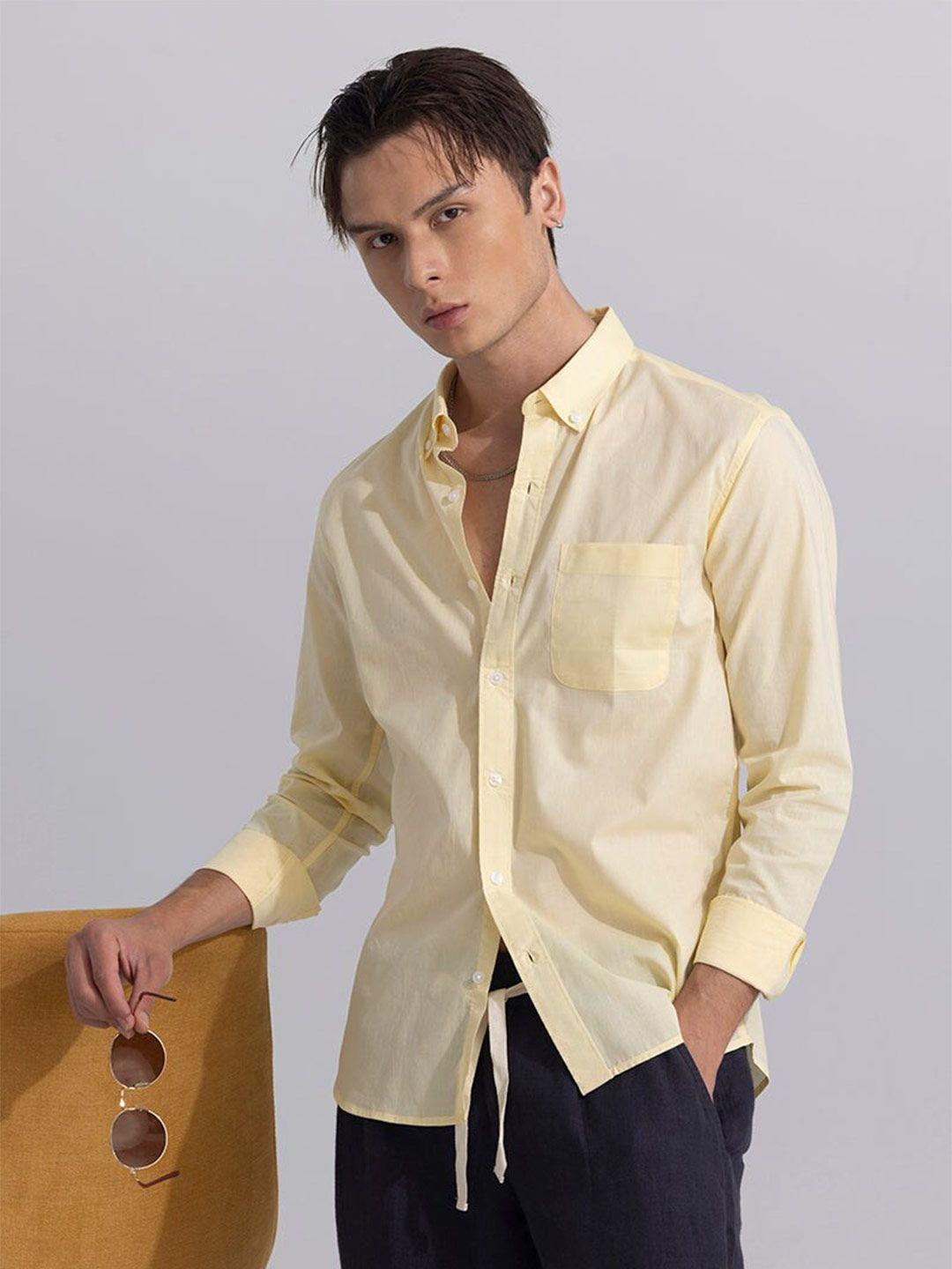 snitch men yellow classic slim fit opaque casual shirt
