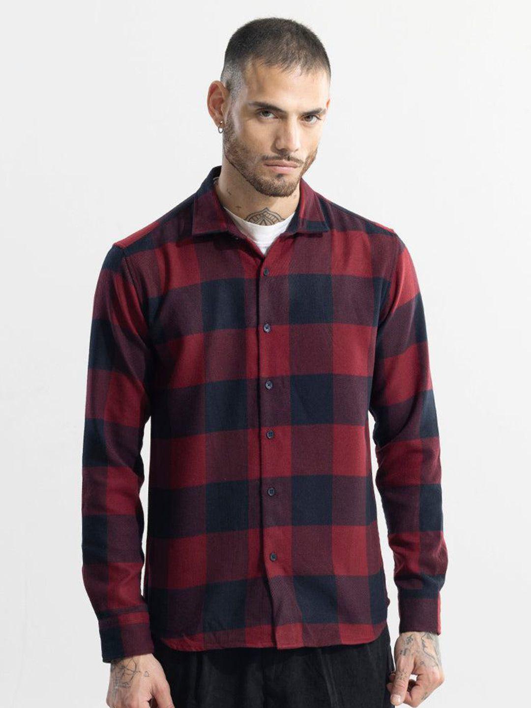 snitch red classic slim fit checked pure cotton casual shirt