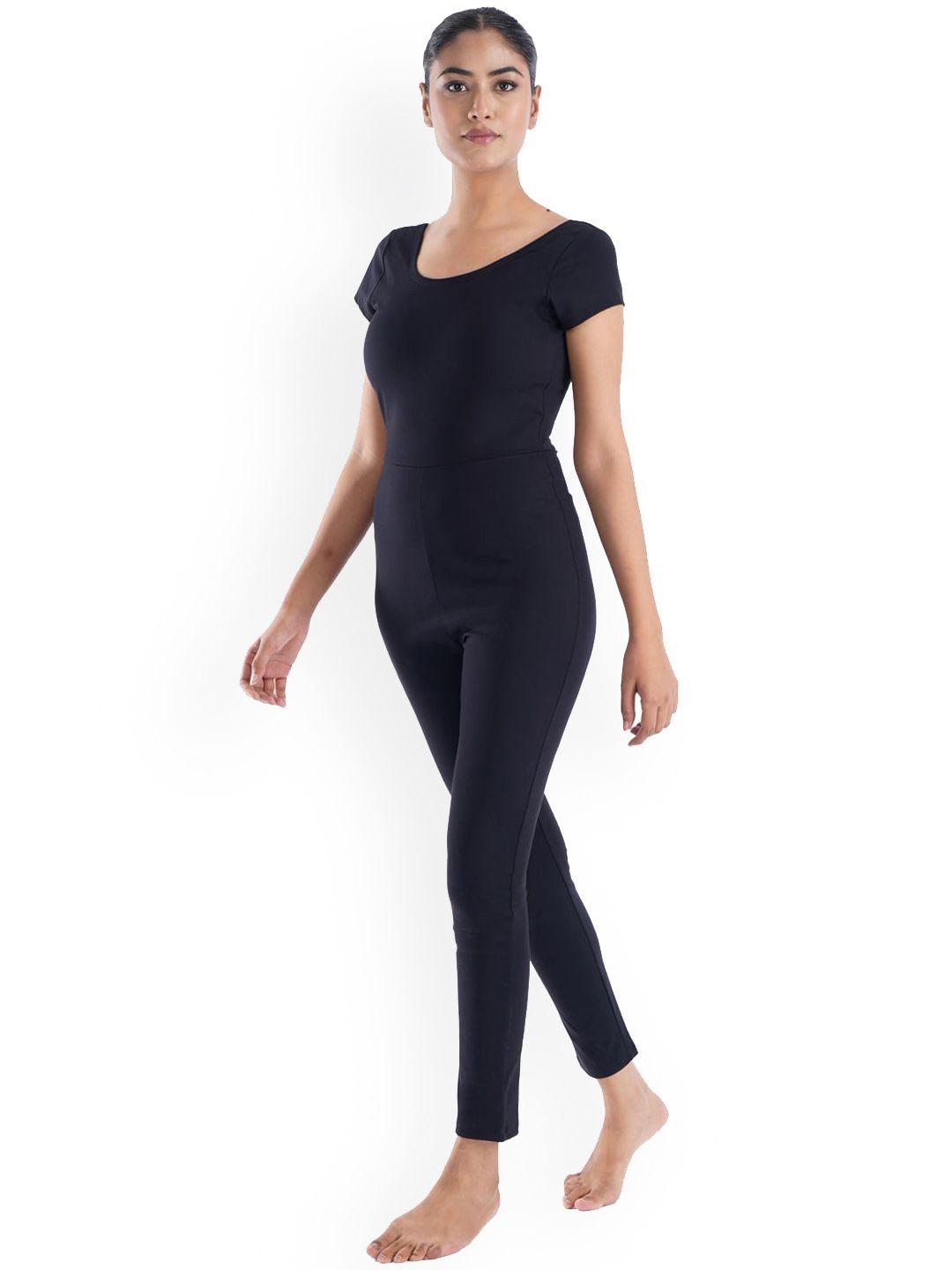 so what round neck basic jumpsuit