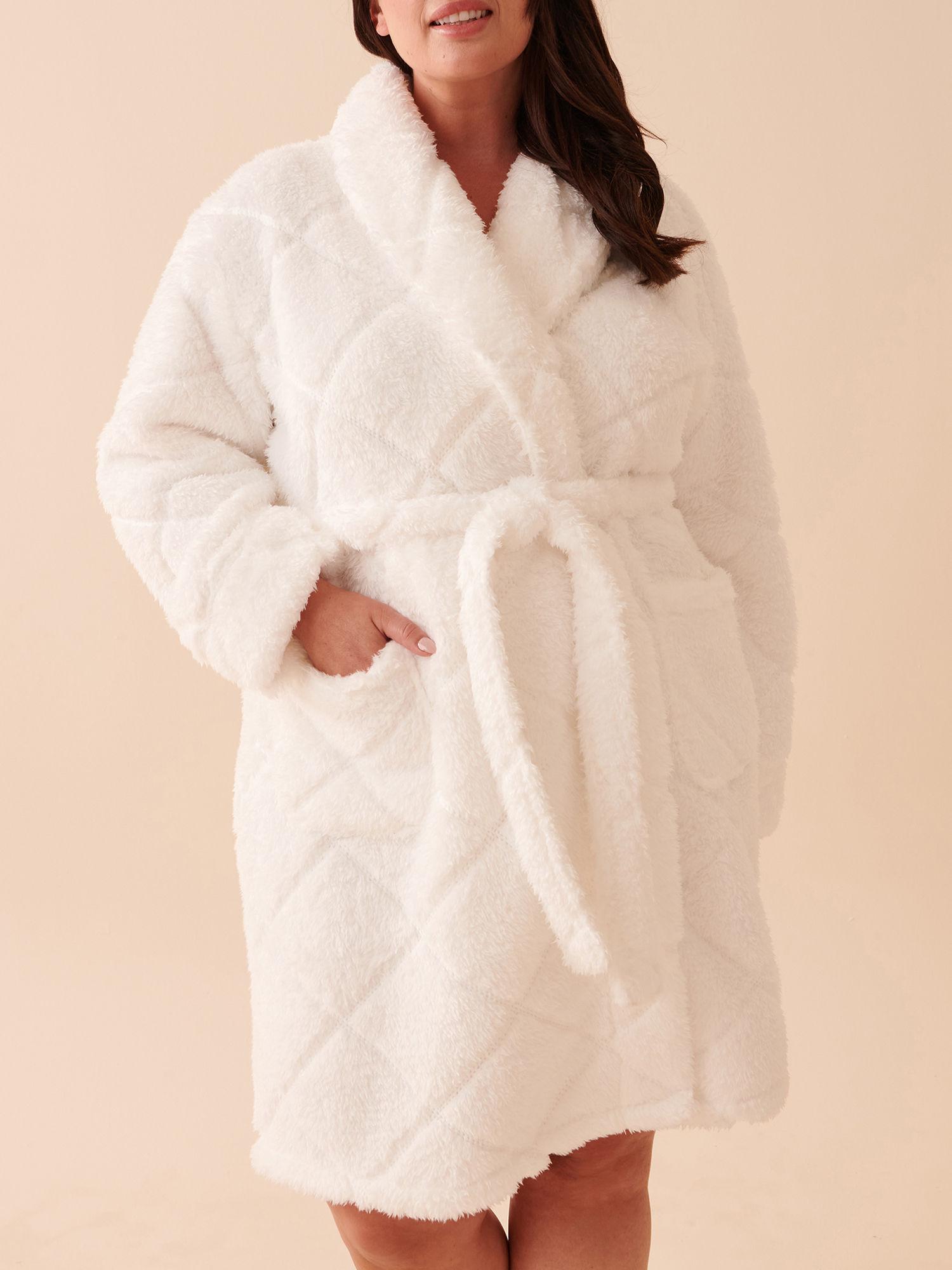 soft plush quilted effect robe - white