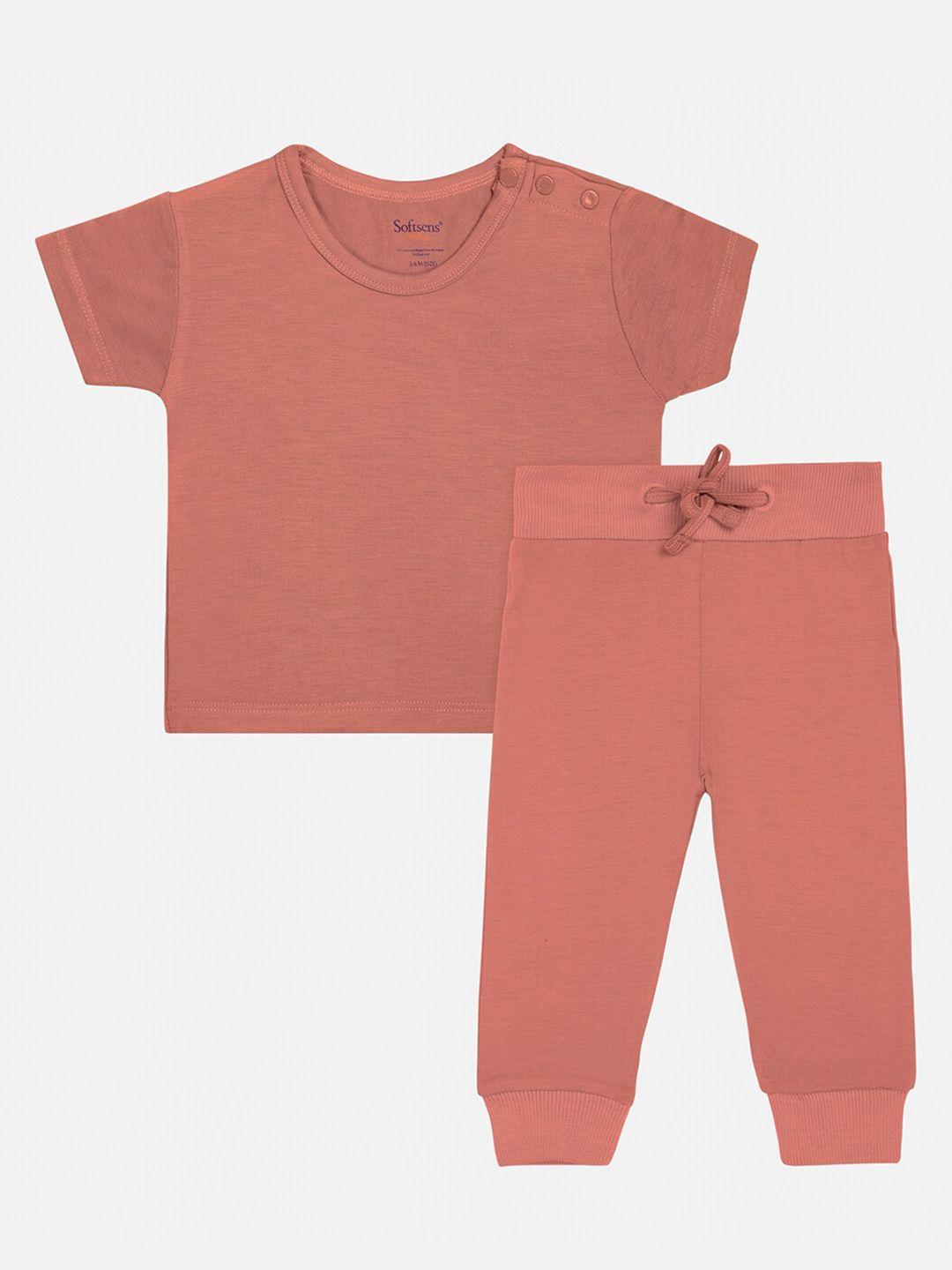 softsens kids rust sustainable t-shirt with pyjamas