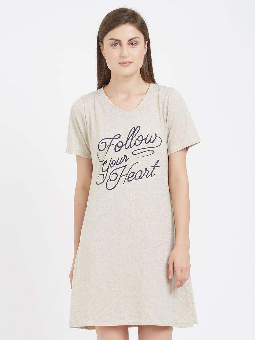 soie typography printed nightdress
