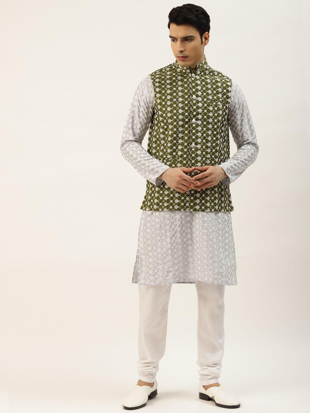 sojanya men grey chikankari embroidered kurta with churidar & nehru jacket