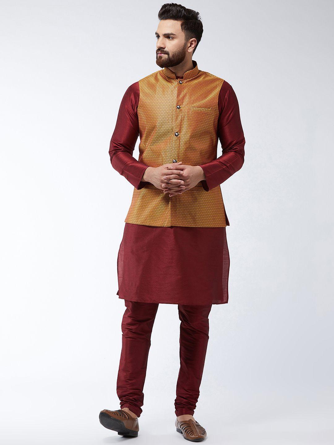 sojanya men maroon solid kurta with churidar & nehru jacket