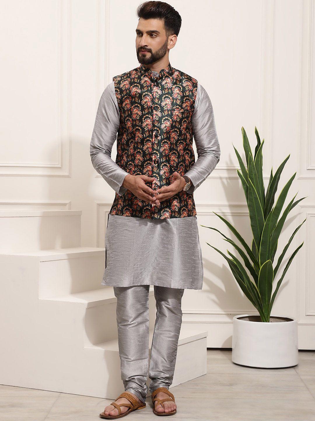 sojanya band collar regular kurta 7 churidar with nehru jacket