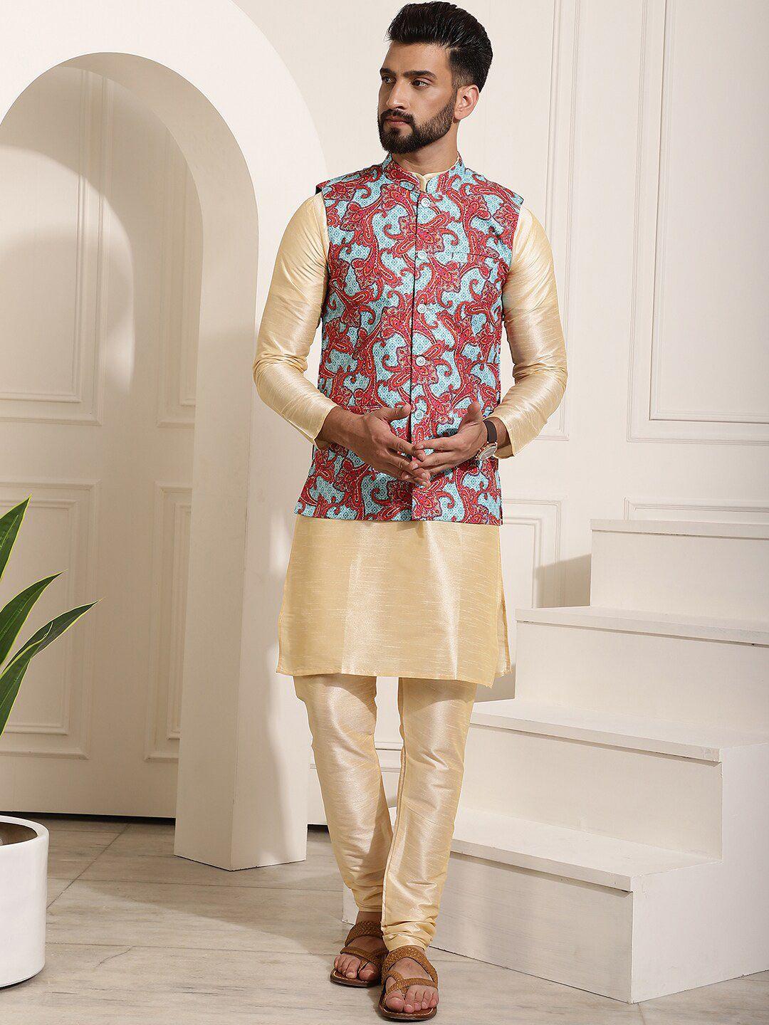 sojanya mandarin collar kurta with churidar & printed nehru jacket