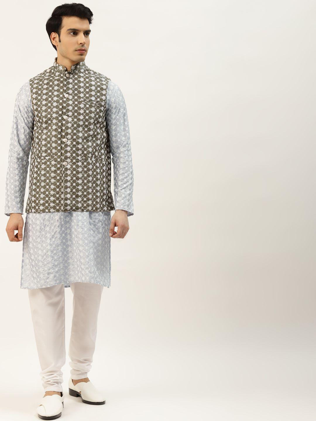 sojanya men grey chikankari embroidered kurta with churidar & nehru jacket