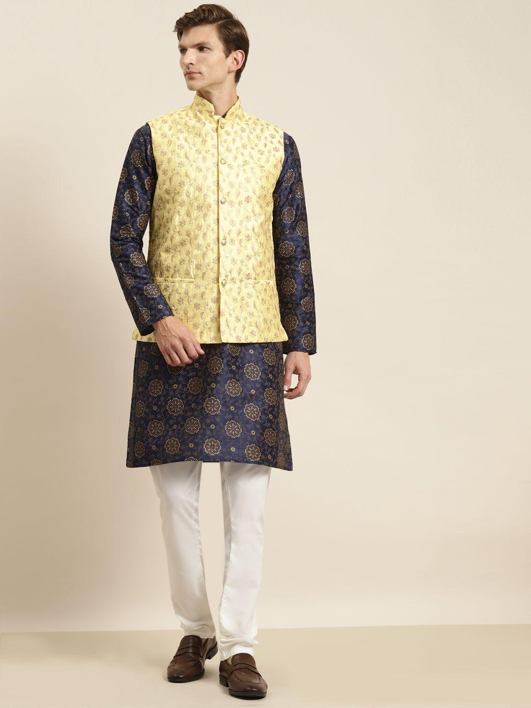 sojanya men navy blue ethnic motifs printed kurta with pyjamas & nehru jacket