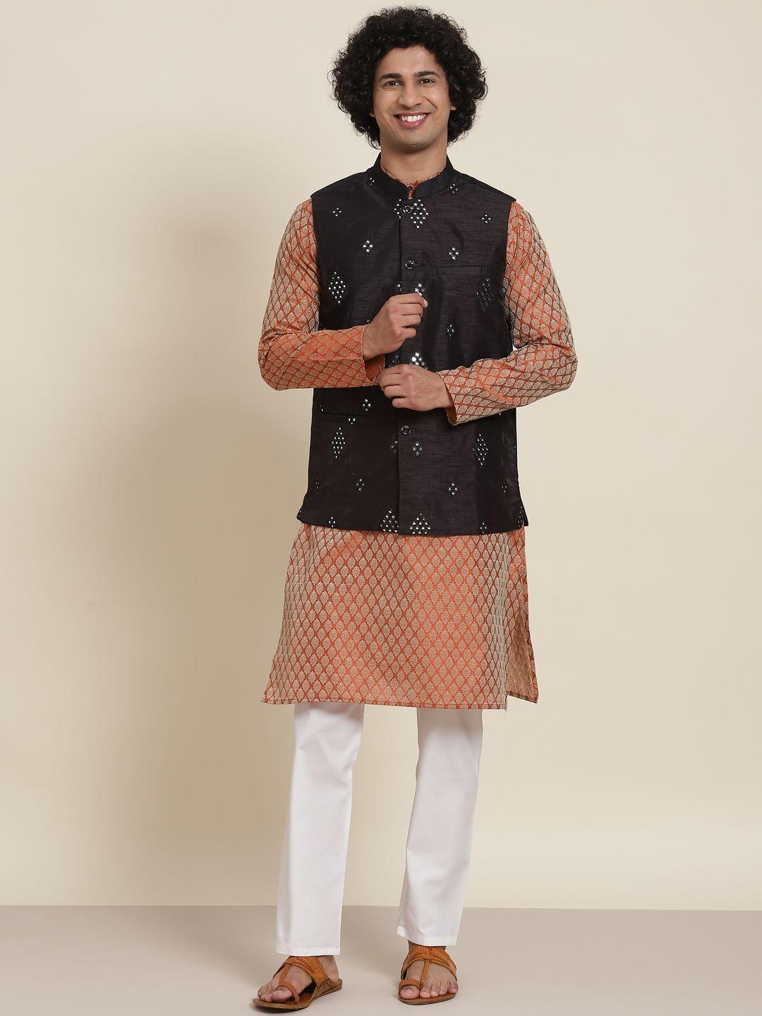 sojanya men orange ethnic motifs kurta with pyjamas & nehru jacket