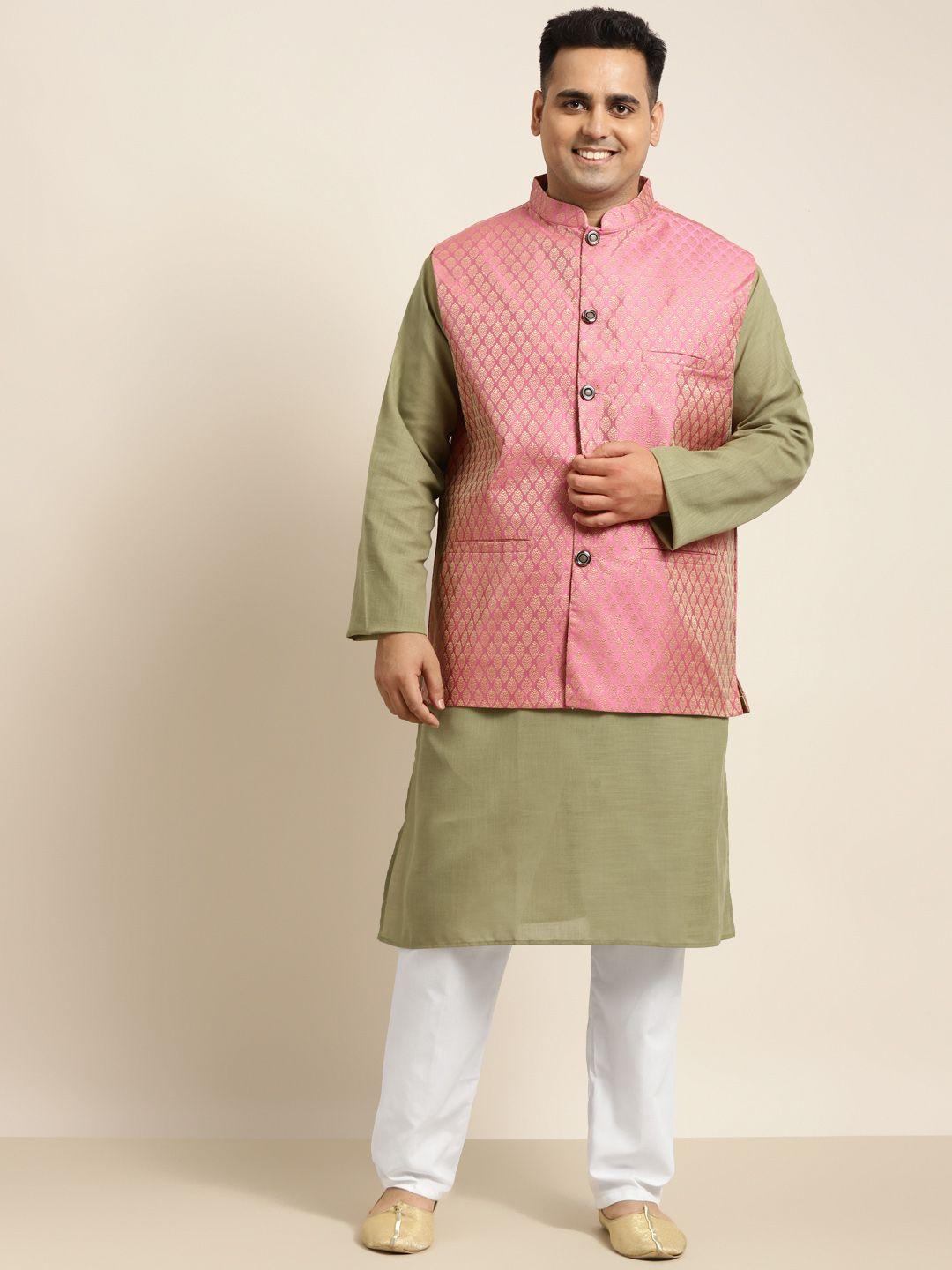 sojanya plus men plus size green solid kurta & churidar comes with a nehru jacket