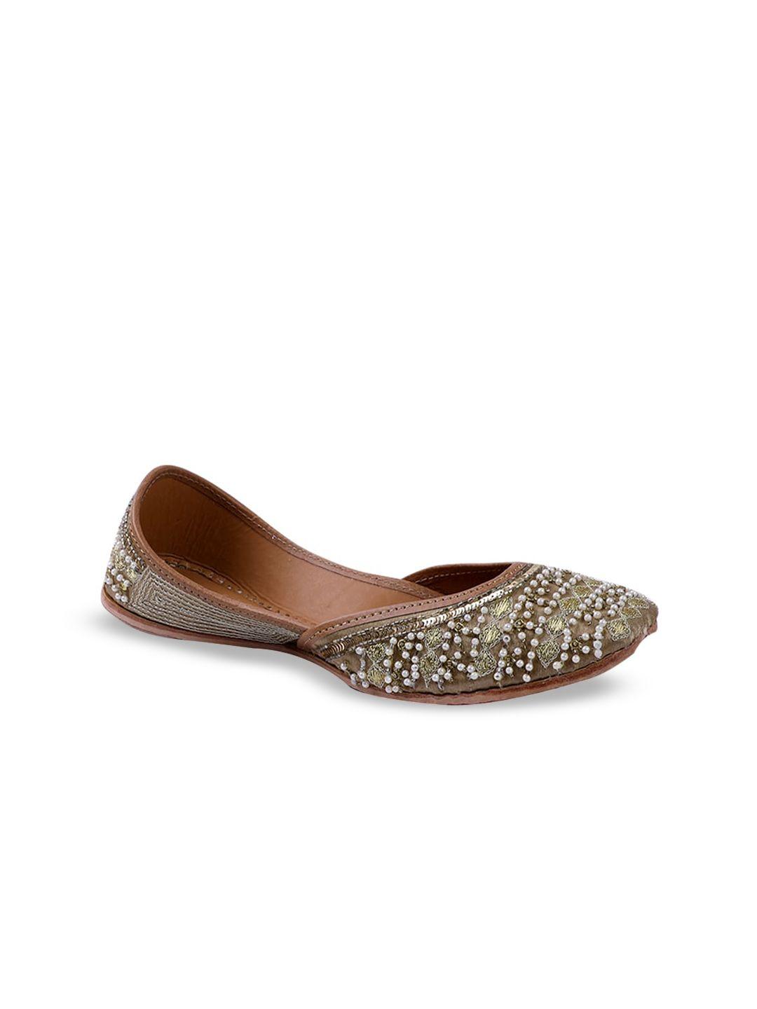 sole saga embellished leather mojaris