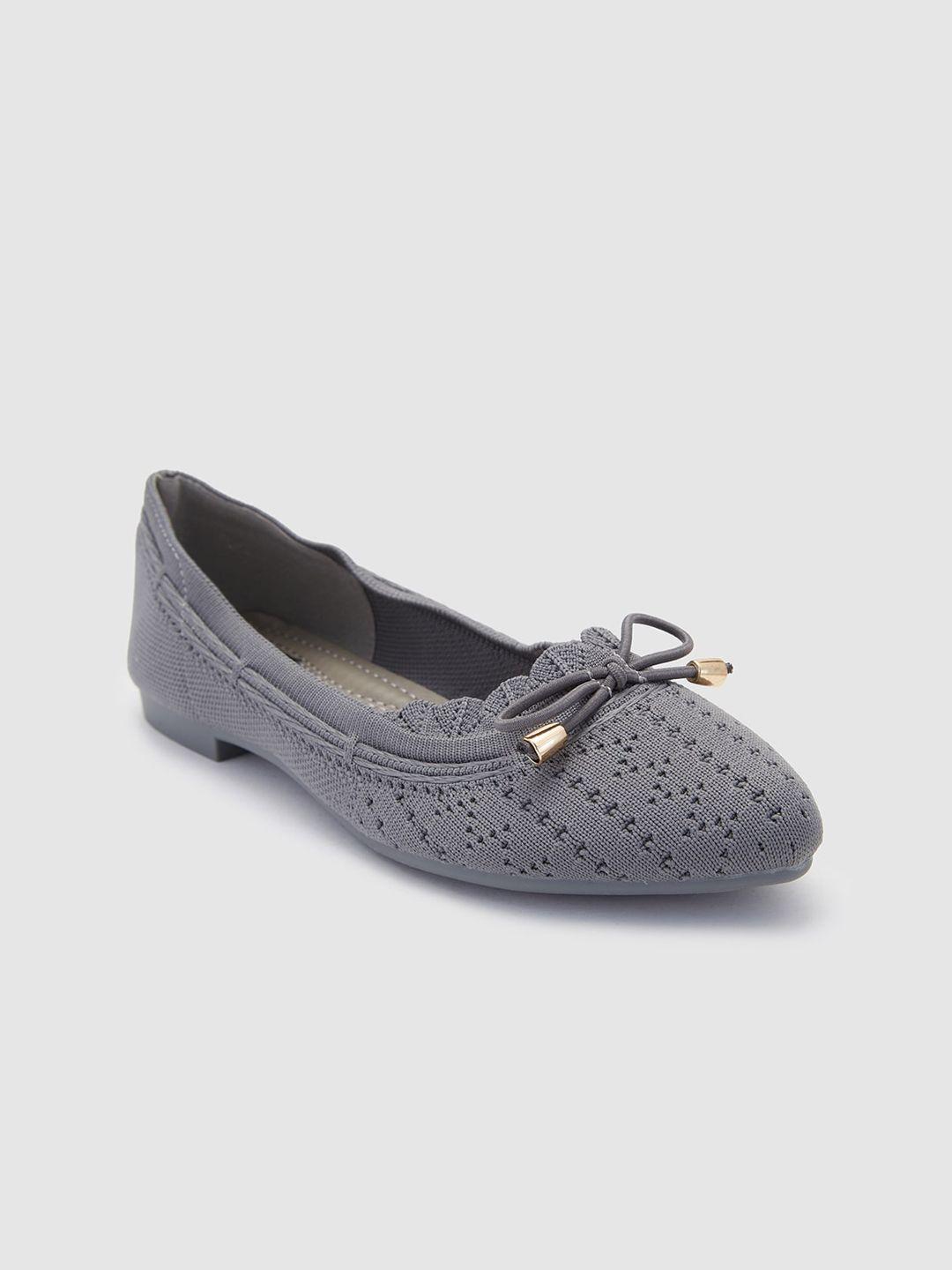 sole to soul women woven design ballerinas with bows